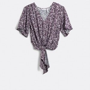 Chic Floral Tie-Front Blouse